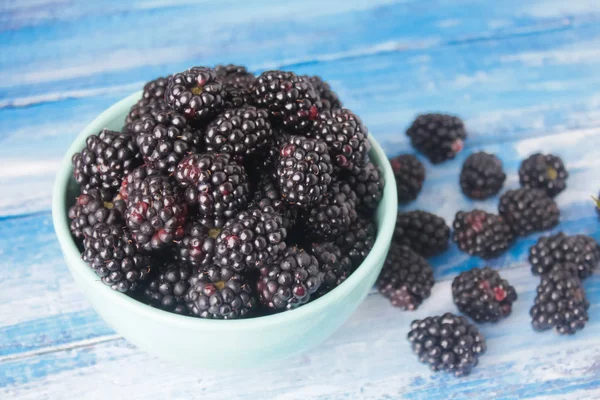 Yaz berry, doğal, organik böğürtlen