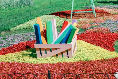 Sergi çiçek, doğal arka plan