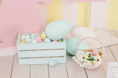 Paskalya composition.rabbit, ördek