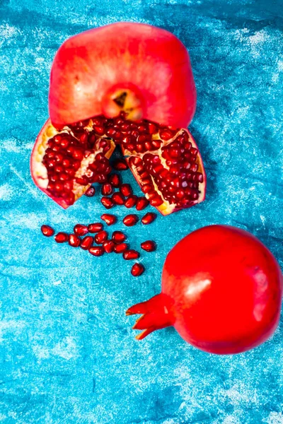 Garnet Grains Blue Background — Stock Photo, Image