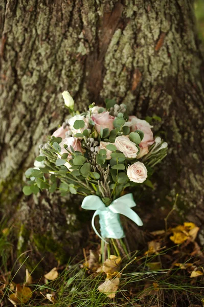 Bouquet de mariage de fleurs — Photo