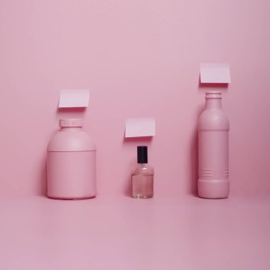 Şişe ve çıkartmalar