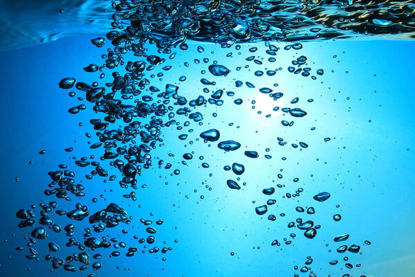 fresh water with bubbles