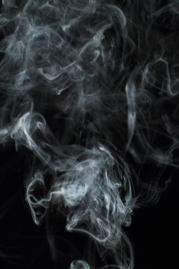 Siyah arkaplanda beyaz duman dokusu