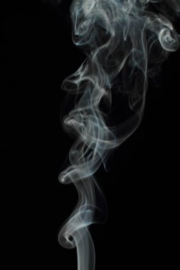 Siyah arkaplanda beyaz duman dokusu