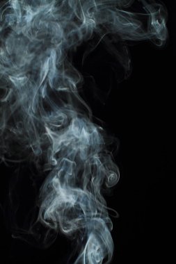 Siyah arkaplanda beyaz duman dokusu