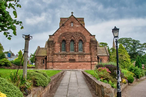 Vista exterior de una Iglesia en Inglaterra — Foto de Stock