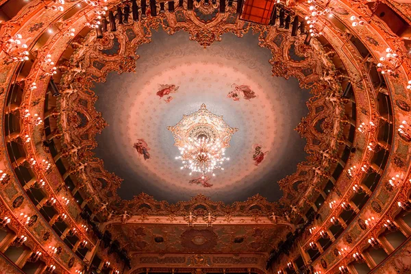 ヴェネツィア イタリア 2018 インテリアとヴェネツィア イタリアでヴェネツィア オペラ ハウスは 2018 フェニチェ劇場の建築詳細 — ストック写真