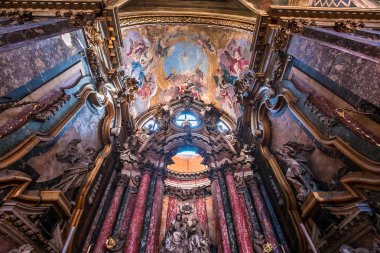 Venedik, İtalya, 25 Nisan 2018: iç mekanlar ve mimari detaylar Santa Maria di Nazareth Kilisesi, 25 Nisan 2018, Venedik, İtalya