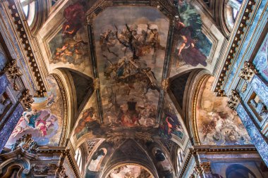 Venedik, İtalya, 25 Nisan 2018: iç mekanlar ve mimari detaylar Santa Maria di Nazareth Kilisesi, 25 Nisan 2018, Venedik, İtalya