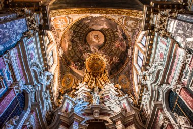 Venedik, İtalya, 25 Nisan 2018: iç mekanlar ve mimari detaylar Santa Maria di Nazareth Kilisesi, 25 Nisan 2018, Venedik, İtalya