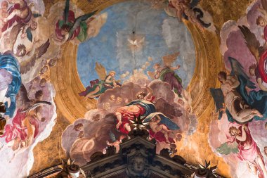 Venedik, İtalya, 25 Nisan 2018: iç mekanlar ve mimari detaylar Santa Maria di Nazareth Kilisesi, 25 Nisan 2018, Venedik, İtalya