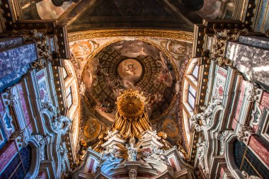 Venedik, İtalya, 25 Nisan 2018: iç mekanlar ve mimari detaylar Santa Maria di Nazareth Kilisesi, 25 Nisan 2018, Venedik, İtalya