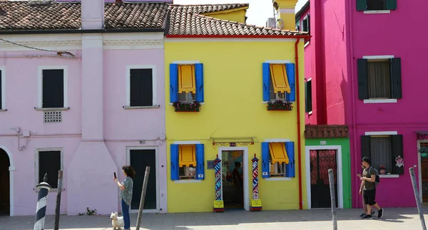 Burano Italy April 2018 Colorful Houses Island Burano April 2018 — Stock Photo, Image