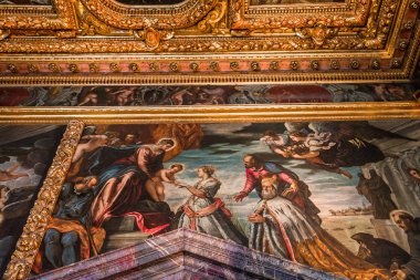 Venedik, İtalya, 21 Nisan 2018: iç mekanlar ve doge Sarayı, 21 Nisan 2018, Venedik, İtalya'nın mimari detaylar