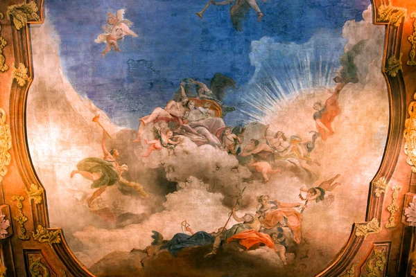 意大利威尼斯 2018年4月22日 雷佐尼宫的室内装饰 天花板和壁画 2018年4月22日 在意大利威尼斯 — 图库照片