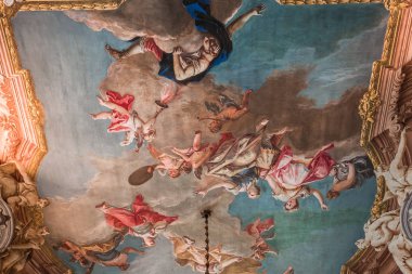 Venedik, İtalya, 22 Nisan 2018: iç dekor, tavan ve fresk Ca'Rezzonico Sarayı, 22 Nisan 2018, Venedik, İtalya