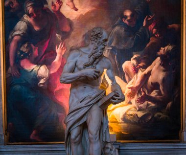 Venedik, İtalya, 22 Nisan 2018: iç mekanlar ve ayrıntılarını bazilika Santa Maria gloriosa dei Frari, 22 Nisan 2018, Venedik, İtalya