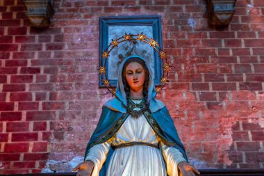 Venedik, İtalya, 22 Nisan 2018: iç mekanlar ve ayrıntılarını bazilika Santa Maria gloriosa dei Frari, 22 Nisan 2018, Venedik, İtalya