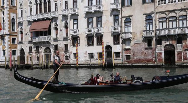 Venice Italy April 2018 Gondola Grand Canal April 2018 Venice — Stock Photo, Image