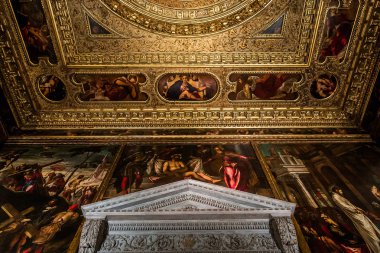 Venedik, İtalya, 22 Nisan 2018: scuola grande di san rocco, 22 Nisan 2018, Venedik, İtalya, mimari detais