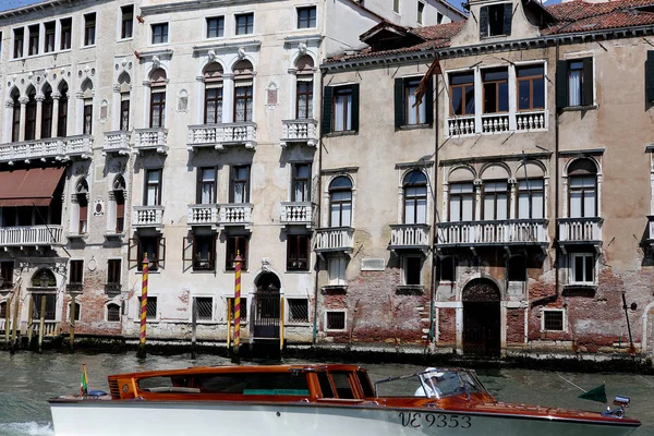 Венеция Италия Апреля 2018 Года Архитектурные Детали Дворцов Большом Канале — стоковое фото