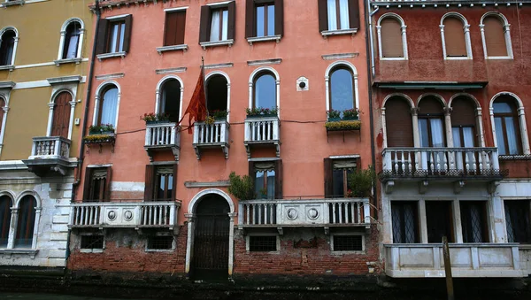Venecia Italia Abril 2018 Detais Arquitectónicos Palacios Sobre Gran Canal —  Fotos de Stock