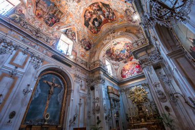 Catania, Sicilya, İtalya, 12 Haziran 2018: iç mekanlar ve freskleri San Benedetto kilise, 12 Haziran 2018, Catania, Sicilya, İtalya
