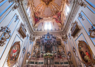 Catania, Sicilya, İtalya, 12 Haziran 2018: iç mekanlar ve freskleri San Placido kilise, 12 Haziran 2018, Catania, Sicilya, İtalya