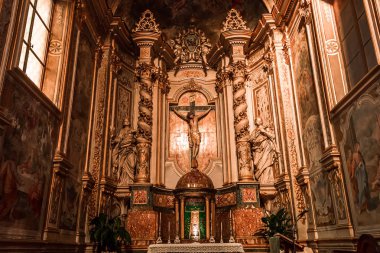 Acireale, Sicilya, İtalya, 11 Haziran 2018: San Sebastiano kilisede, freskleri ayrıntıları, 11 Haziran 2018, Acireale, Sicilya, İtalya