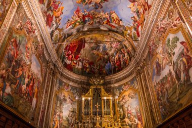 Acireale, Sicilya, İtalya, 11 Haziran 2018: San Sebastiano kilisede, freskleri ayrıntıları, 11 Haziran 2018, Acireale, Sicilya, İtalya