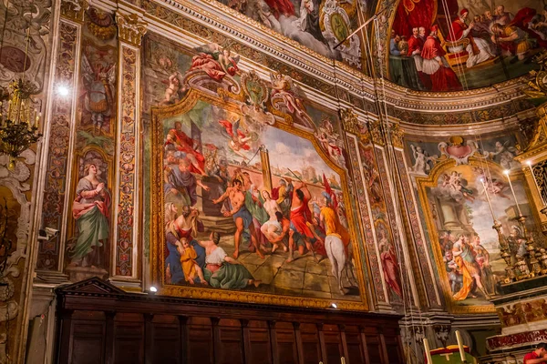 Acireale, Sicilya, İtalya, 11 Haziran 2018: San Sebastiano kilisede, freskleri ayrıntıları, 11 Haziran 2018, Acireale, Sicilya, İtalya