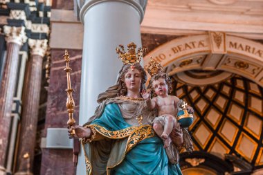 Saint Charles Borromee kilisesinin iç mekanları, Anvers, Belçika