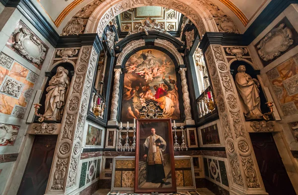 Interiores de la iglesia de San Carlos Borromee, Anvers, Bélgica — Foto de Stock