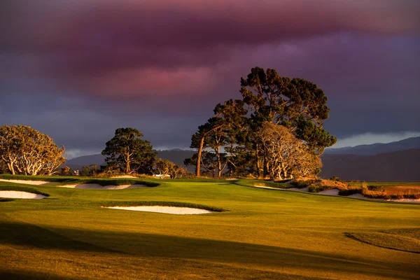 Kustlinjen golfbana i Kalifornien — Stockfoto