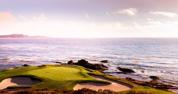 Campo de golf costa en California — Foto de Stock