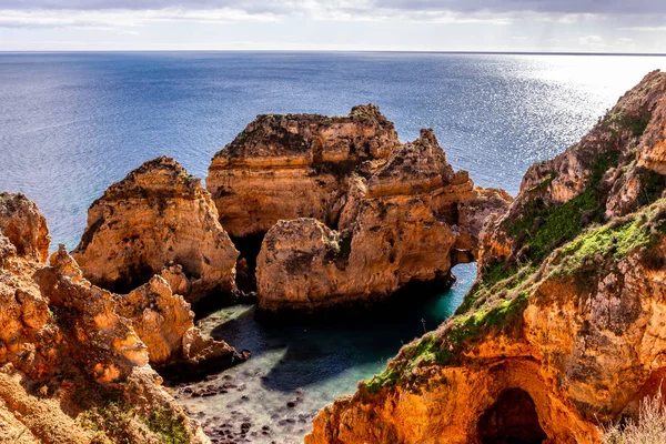 Ponta da Piedade kayalıkları, Algarve, Portekiz — Stok fotoğraf