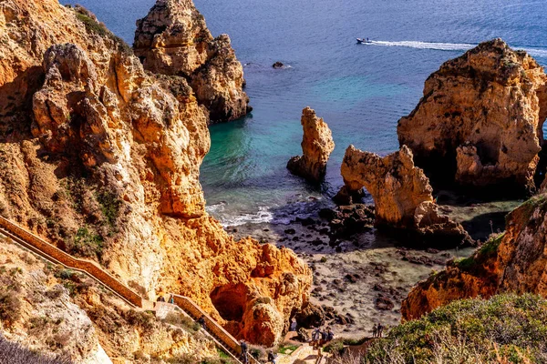 Ponta da Piedade cliffs, Algarve, Portugalia — Zdjęcie stockowe