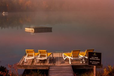 Lac-Superieur rıhtımı, Mont-tremblant, Quebec, Kanada