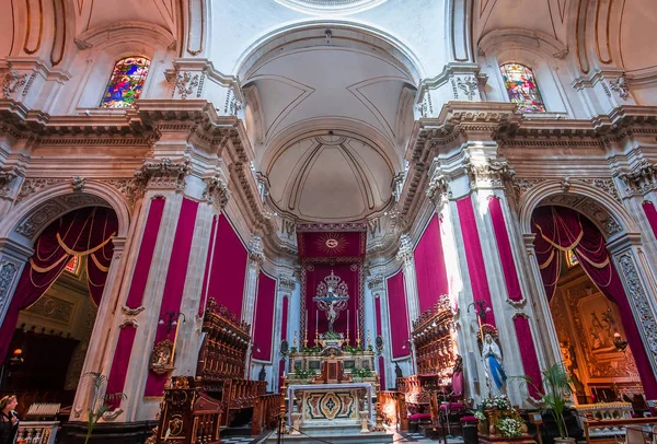 Duomo kilisesinin iç mekanları, Ragusa, Sicilya, İtalya — Stok fotoğraf