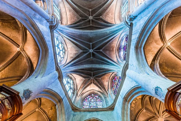 Iglesia de La Madeleine, Troyes, Francia — Foto de Stock