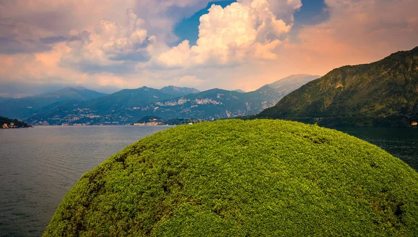 Villa del Balbianello, Comomeer, Lenno, Italië — Stockfoto