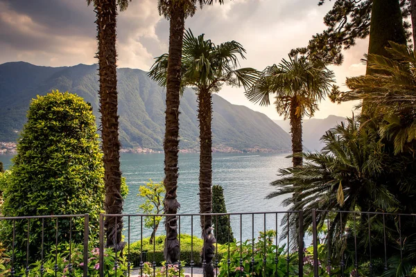 巴尔比亚内洛别墅， 科莫湖， 伦诺， 意大利 — 图库照片