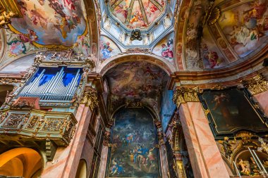 Basilica di Orta, Orta san Giulio, İtalya