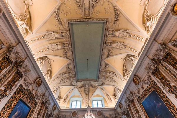 Interiér Palazzo Boromejského, jezero Maggiore, Strea, Itálie — Stock fotografie