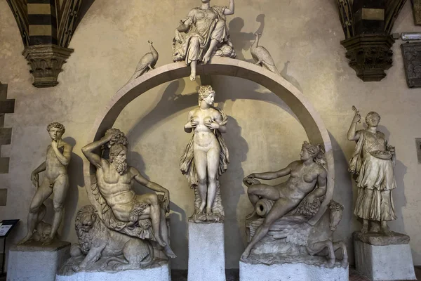 Estátuas em Bargello, Florença, Itália — Fotografia de Stock