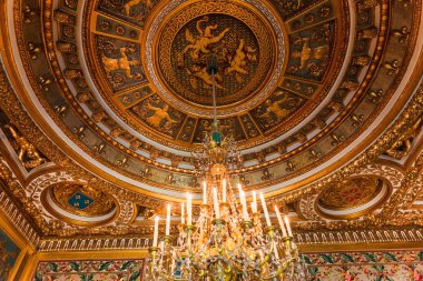 iç mekanlar ve kale Fontainebleau, Fransa'nın ayrıntılarını