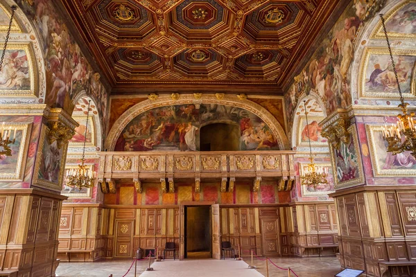Interieur und Details des Schlosses von Fontainebleau, Frankreich — Stockfoto