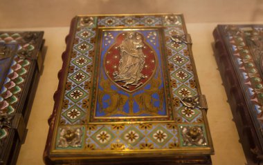 hazine ve katedral Notre Dame de Paris mücevherleri 