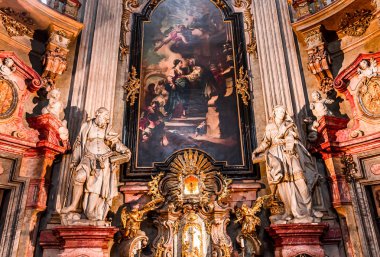 Aziz Nikolaos kilisesi, Mala Strana, Prag